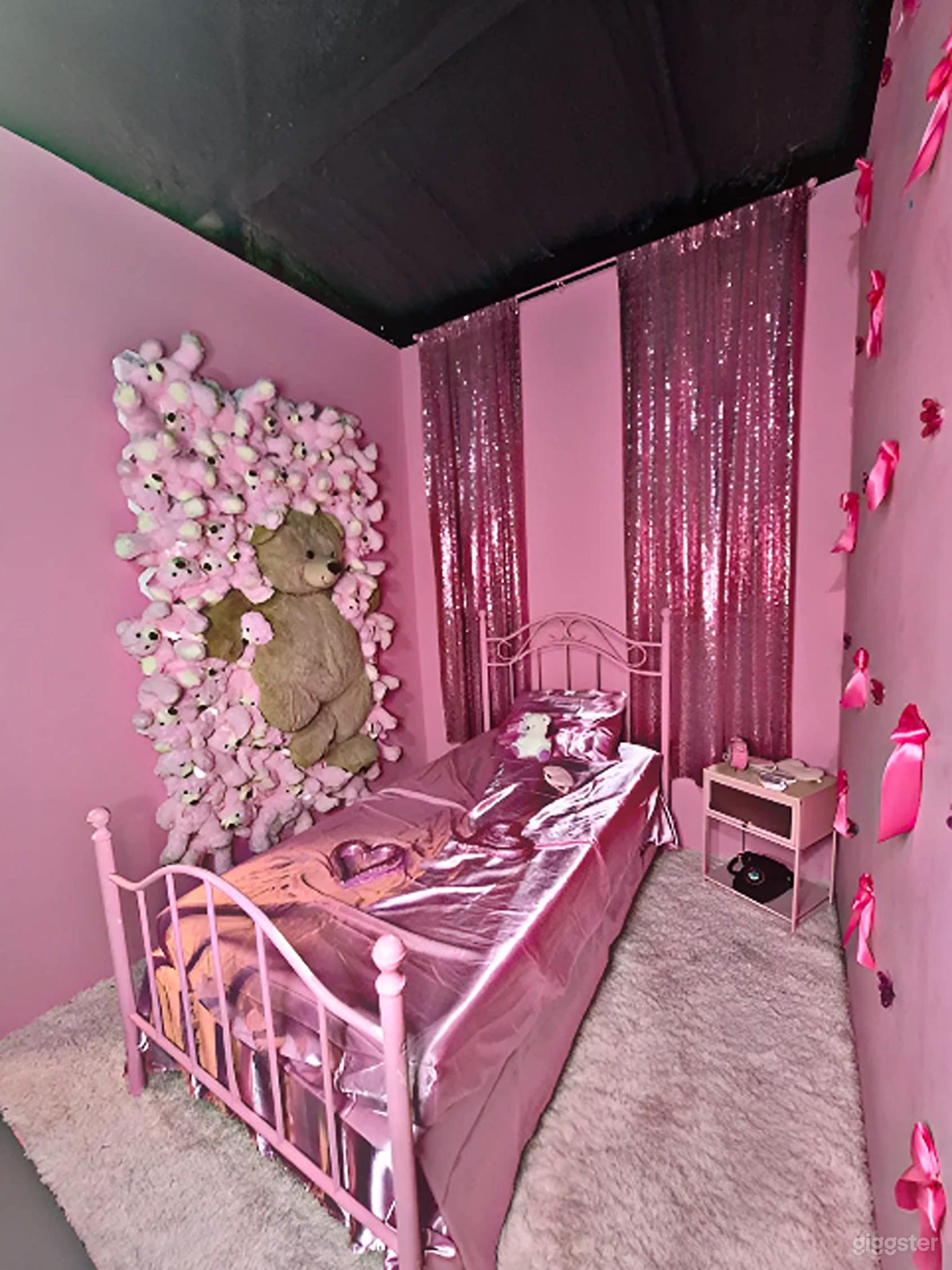 Teddy Bears & Pink Bed Set Themed Studio Photo 2