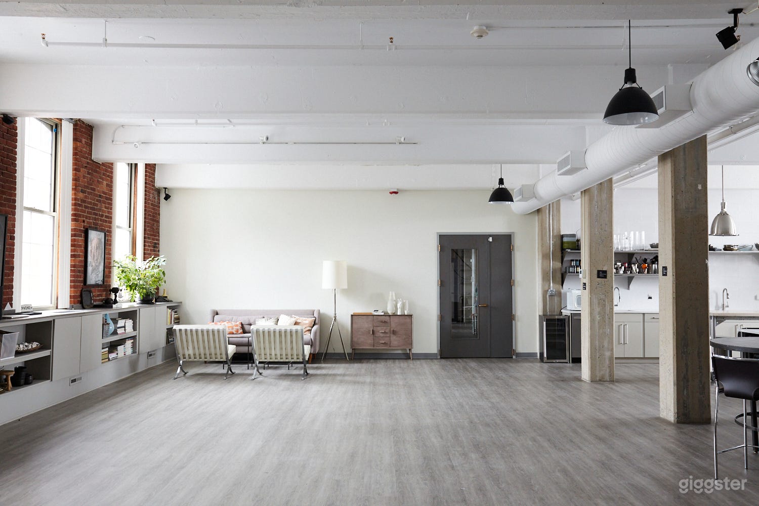 3000 sq foot loft space. 