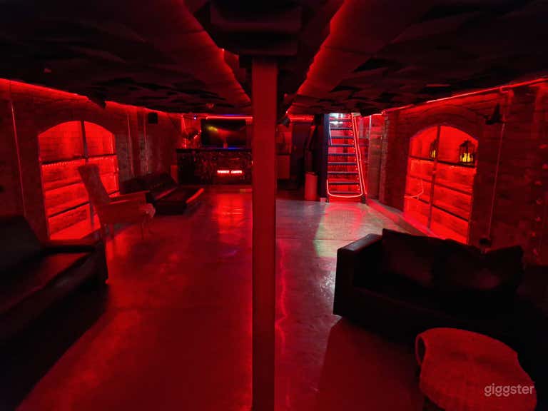  Unique retro videogame and bar & Club space 