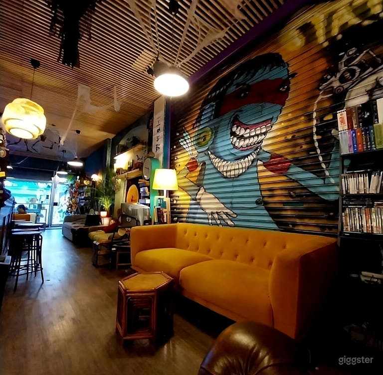  Unique retro videogame and bar & Club space 