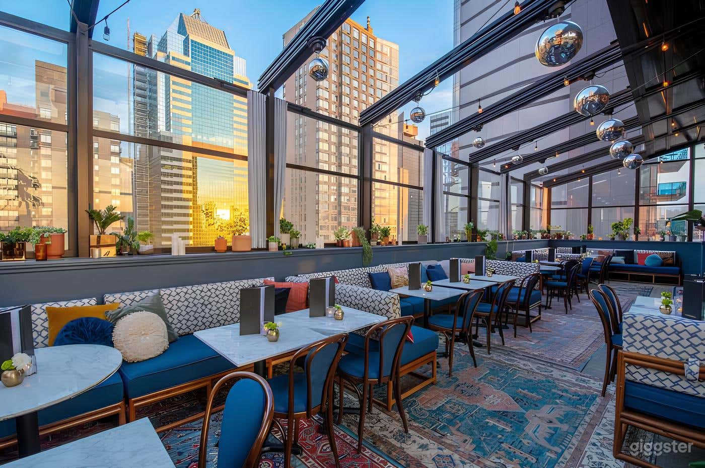 Vibrant Rooftop Bar and Lounge Photo 1