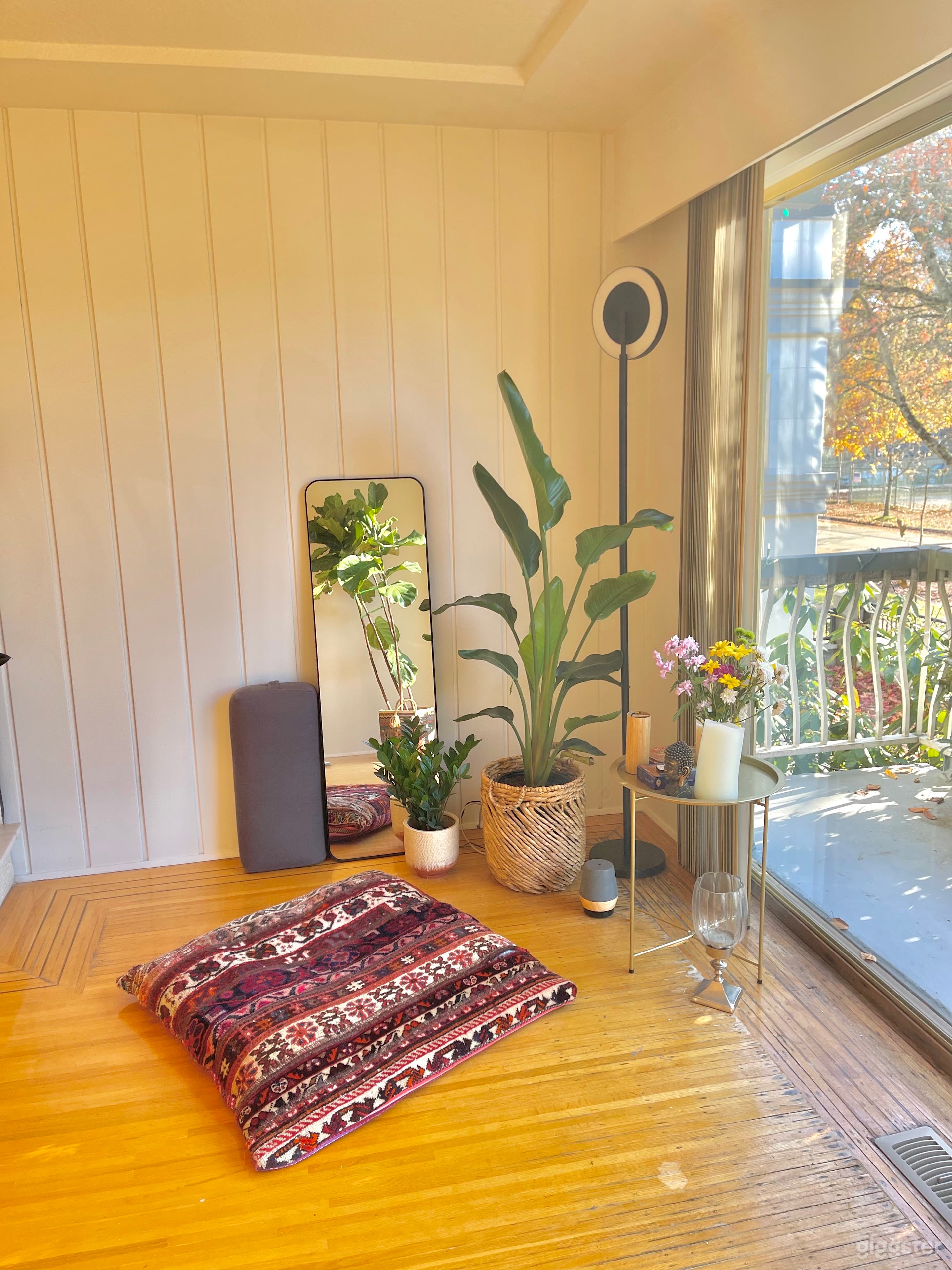 Yoga and Art Studio Photo 2