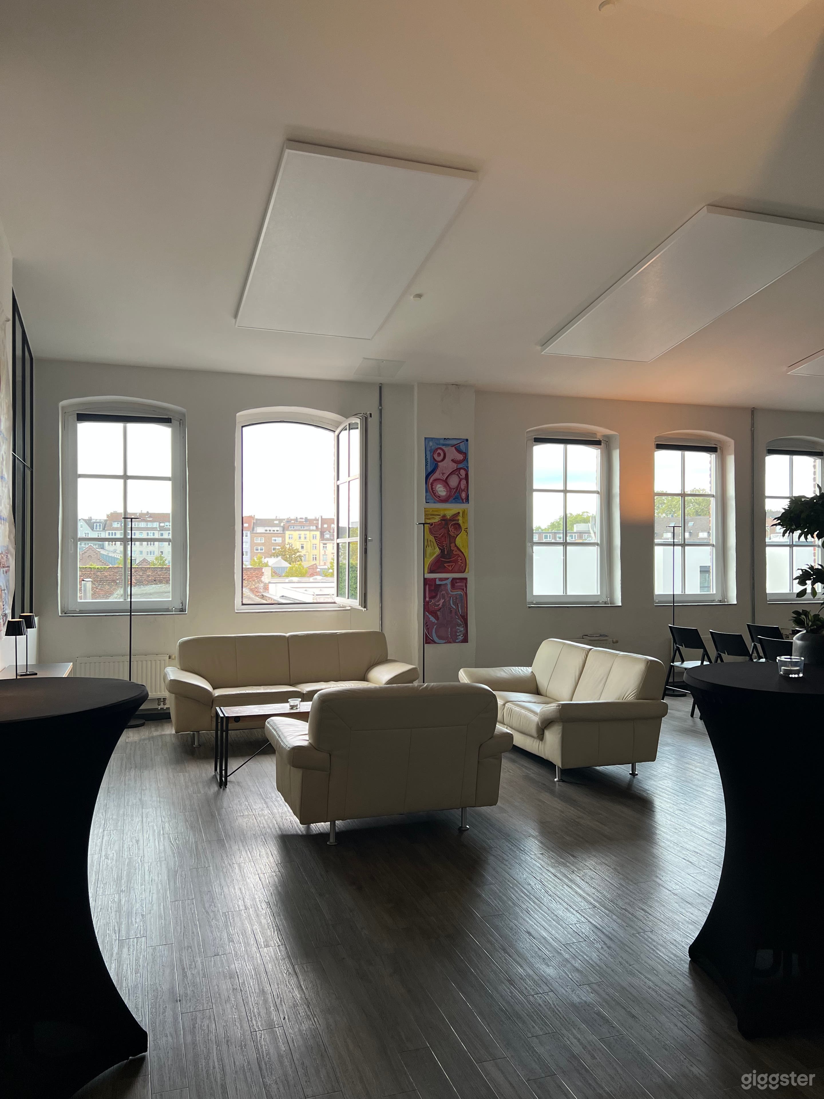 Vielseitiger Loft-Raum im zentralen Düsseldorf Foto 4