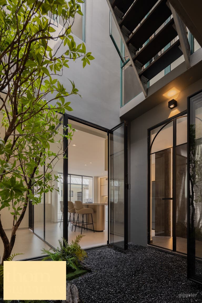  Creative Film & Photo Space Singapore | Bright Natural Light 