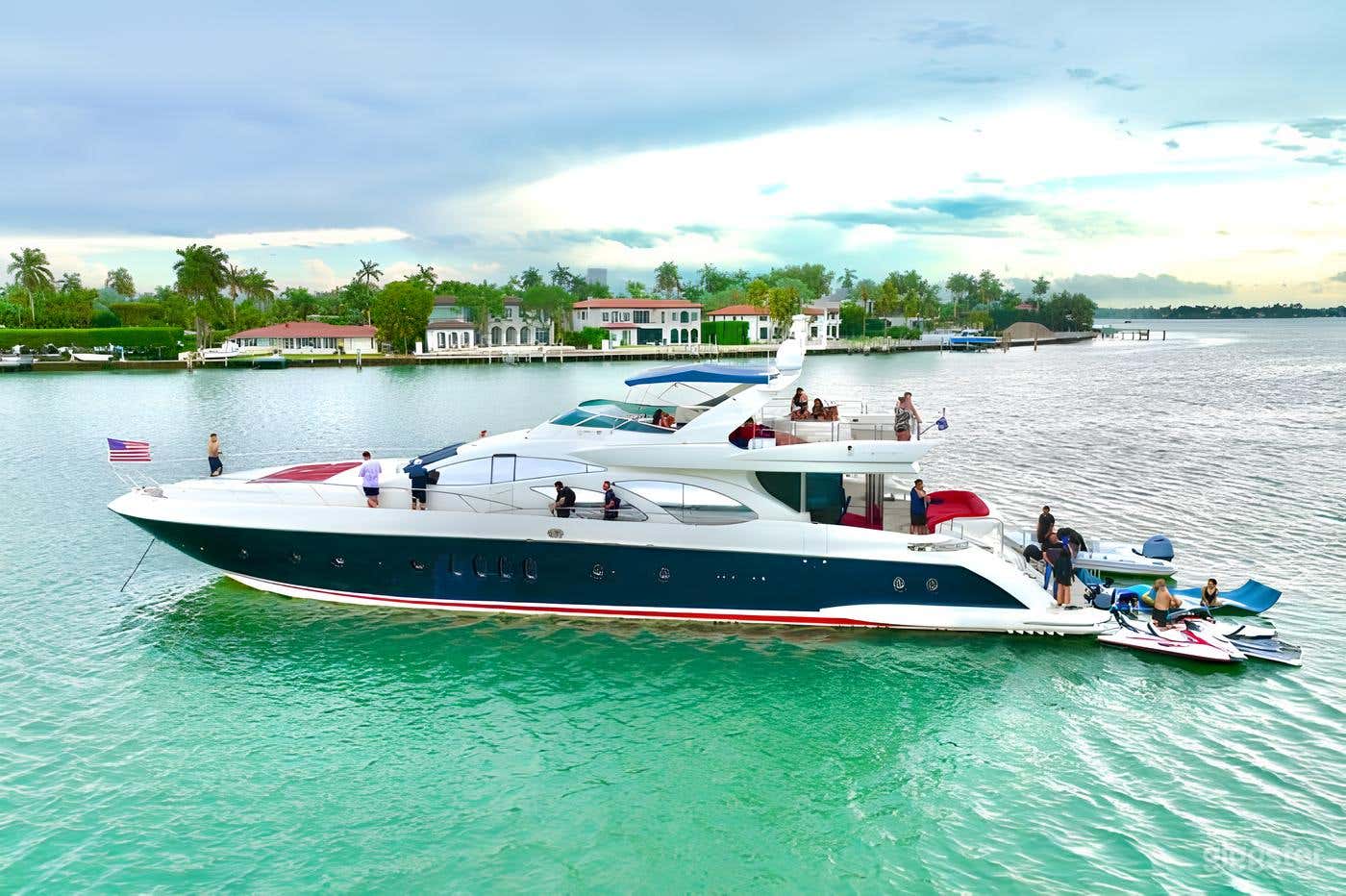 100ft Luxury Pleasure Yacht (Virgin) Photo 1