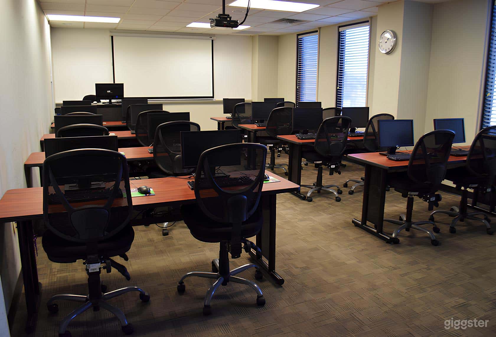 Jefferson Room Photo 3