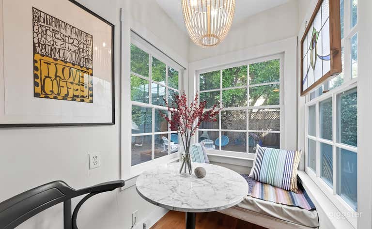  The Camellia Love Nest 