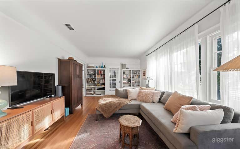  The Camellia Love Nest 