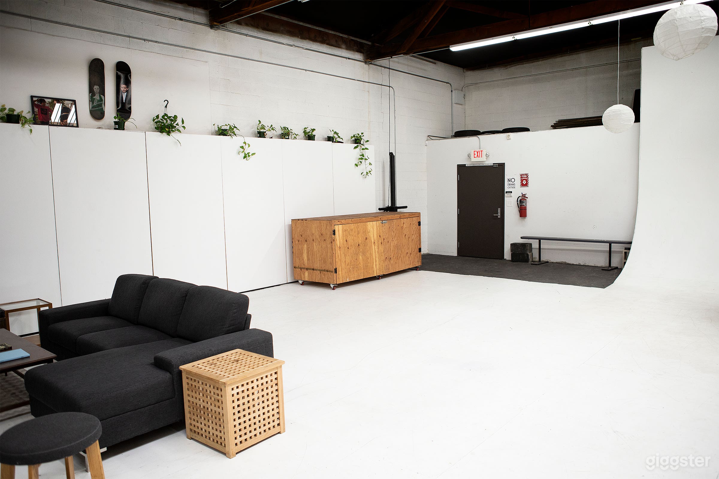 Professional Photo Studio and Creative Space  Photo 2