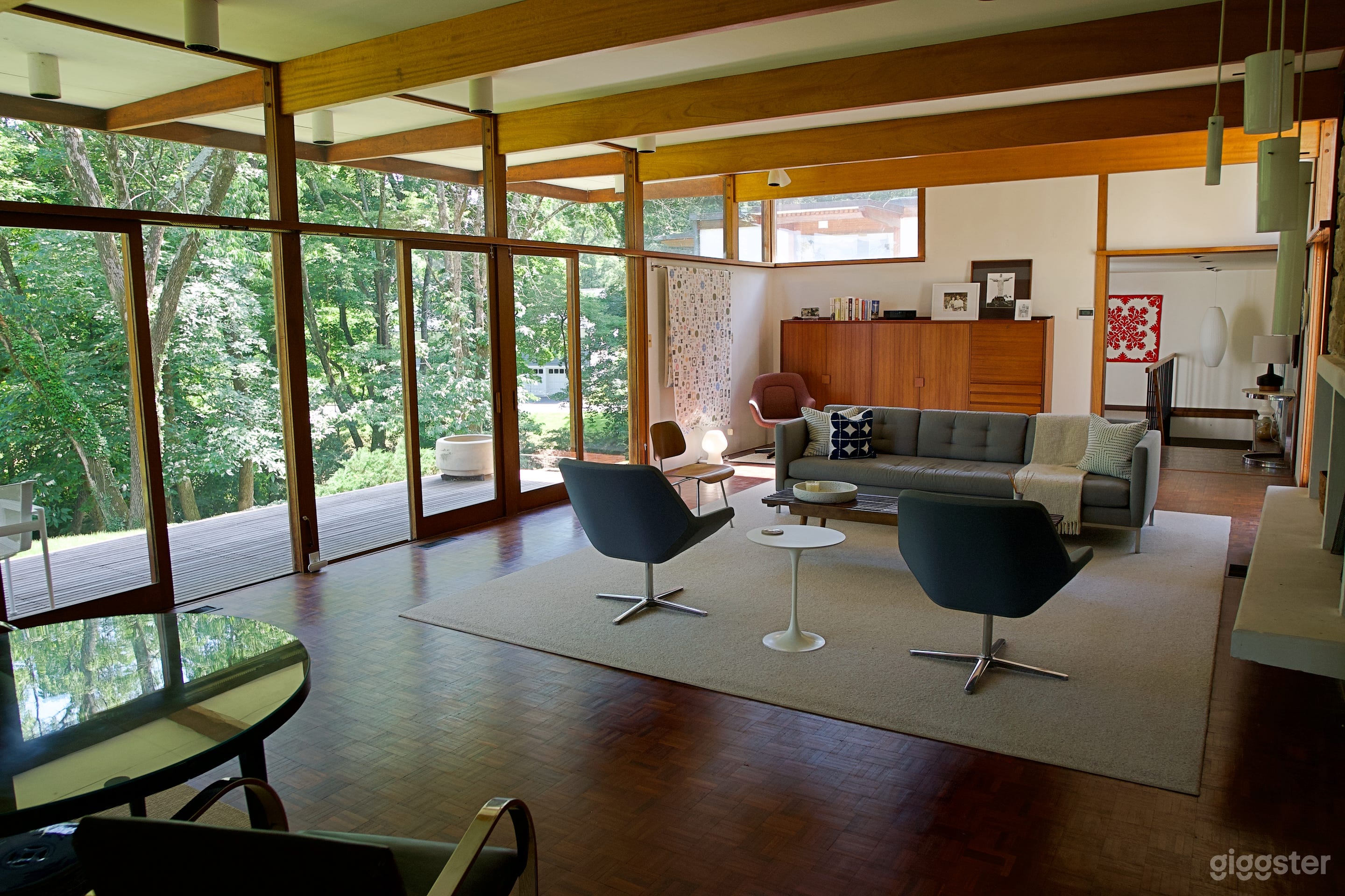 Glass House in the Woods Photo 3