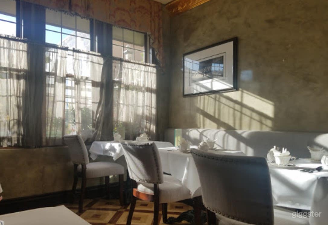 Hotel Dining Space and Rooftop in Monterey Photo 4