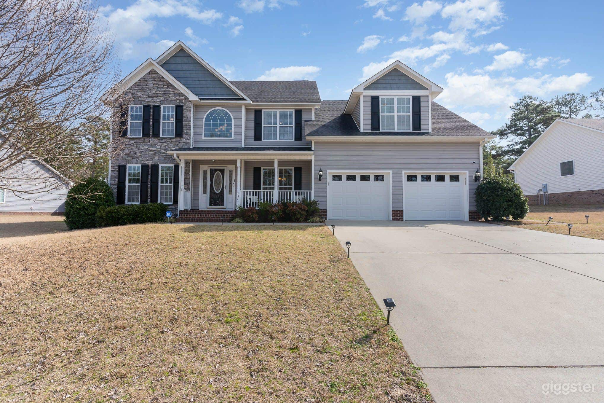 Large beautiful home  Photo 1