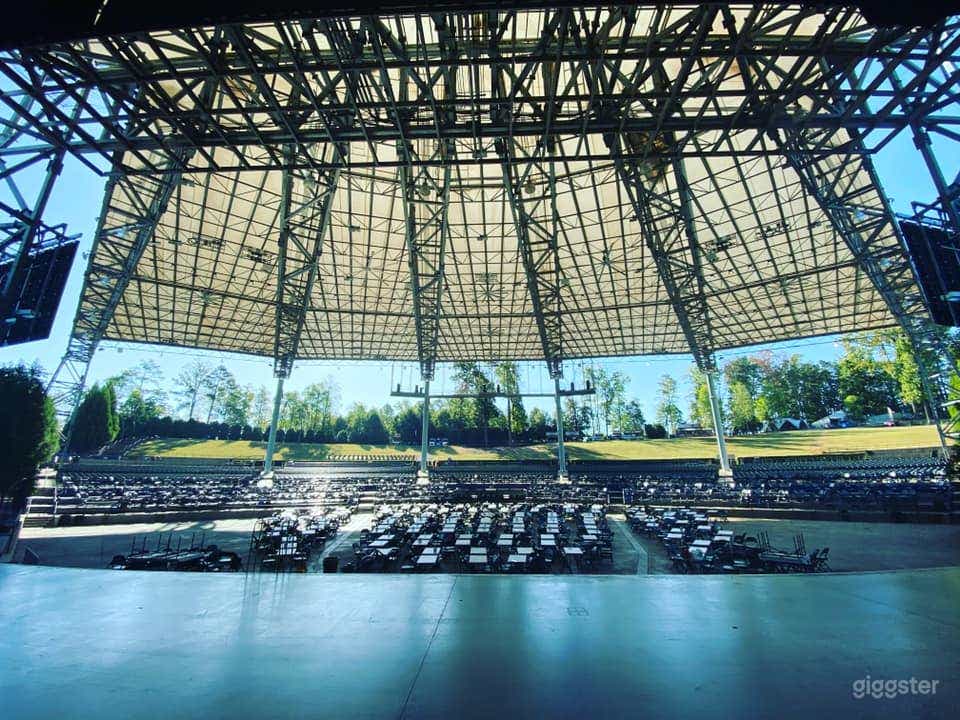 Outdoor Contemporary Amphitheatre Photo 3