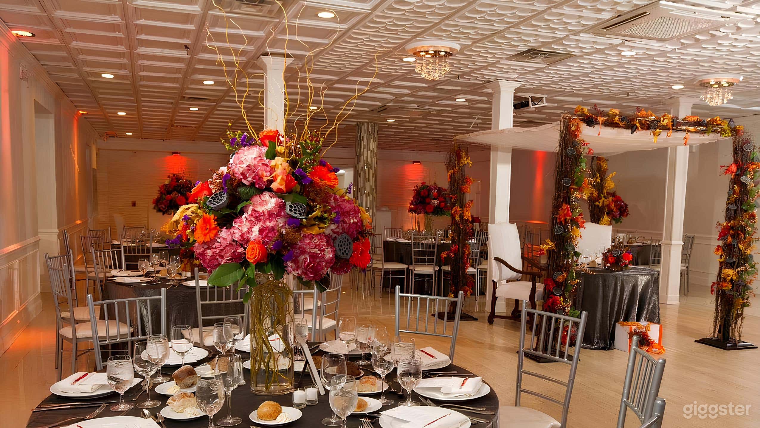 The Elegant Ballroom Photo 3
