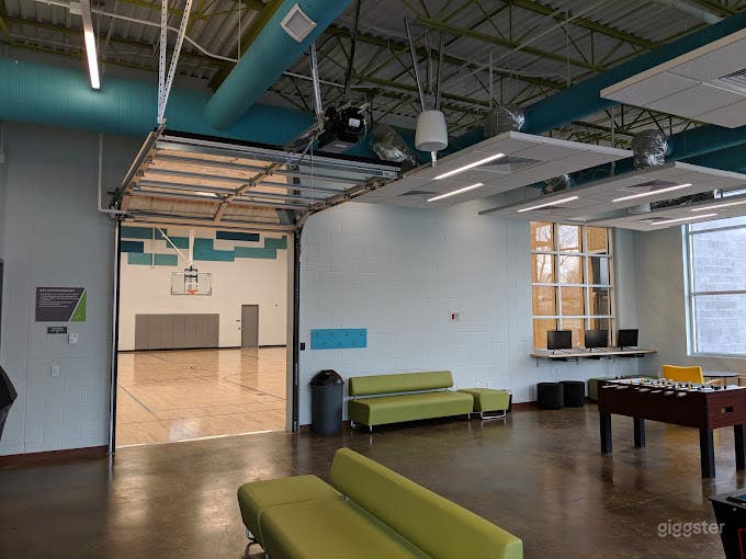 Teen Center Party Room Photo 3