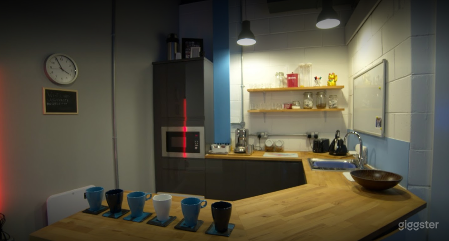 TV Studio in Glasgow Photo 4