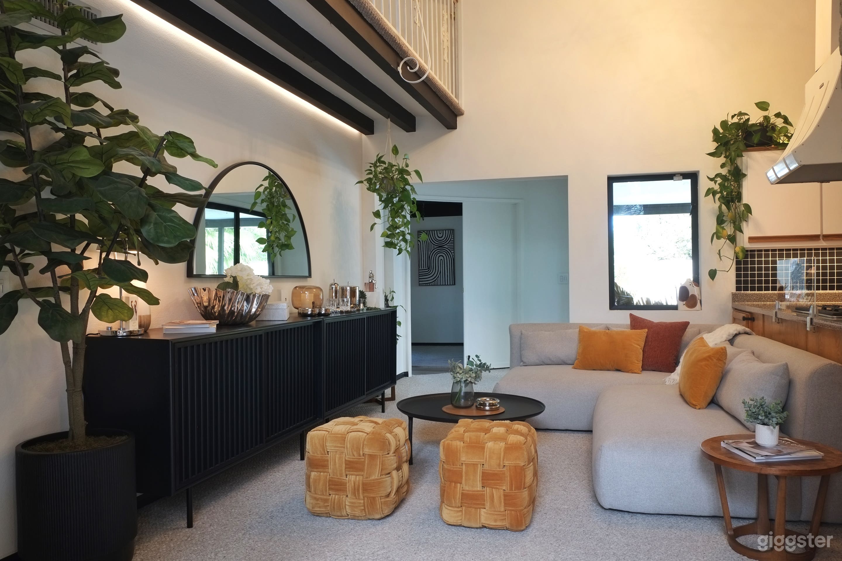 Modern Designer Home with Luxe Master Suite, Pool &amp; Artistic Photo 3