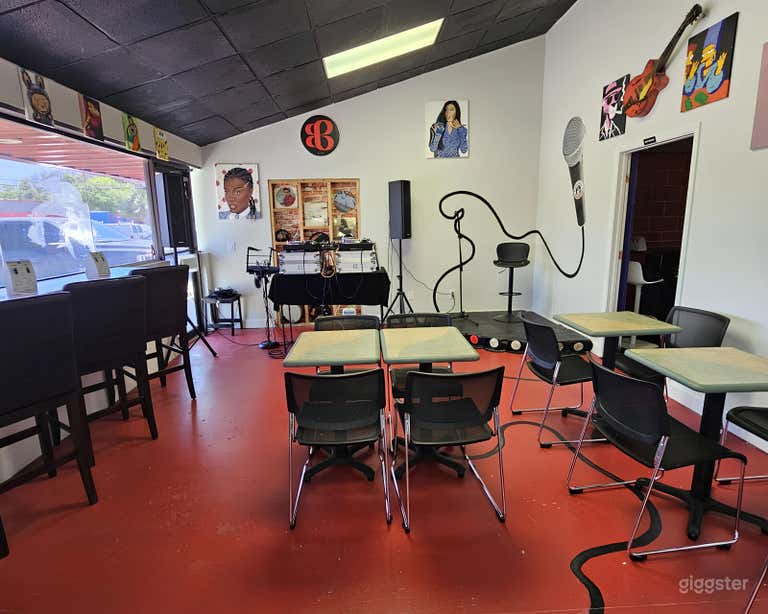  Music-Themed Coffee Lounge with Performance Stage 