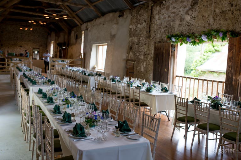  Beautiful Rustic Barn Wedding Venue in North Tawton 