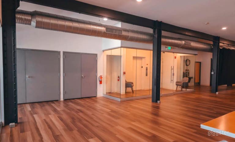  Modern Downtown Event Space 