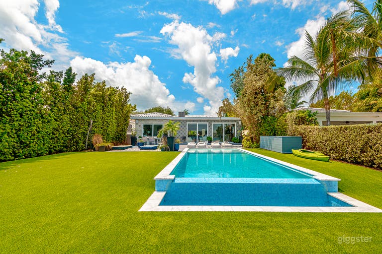  Pool view from the Bay  