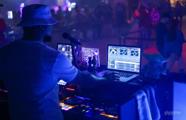  The Ultimate Country Western Venue on the West Coast 