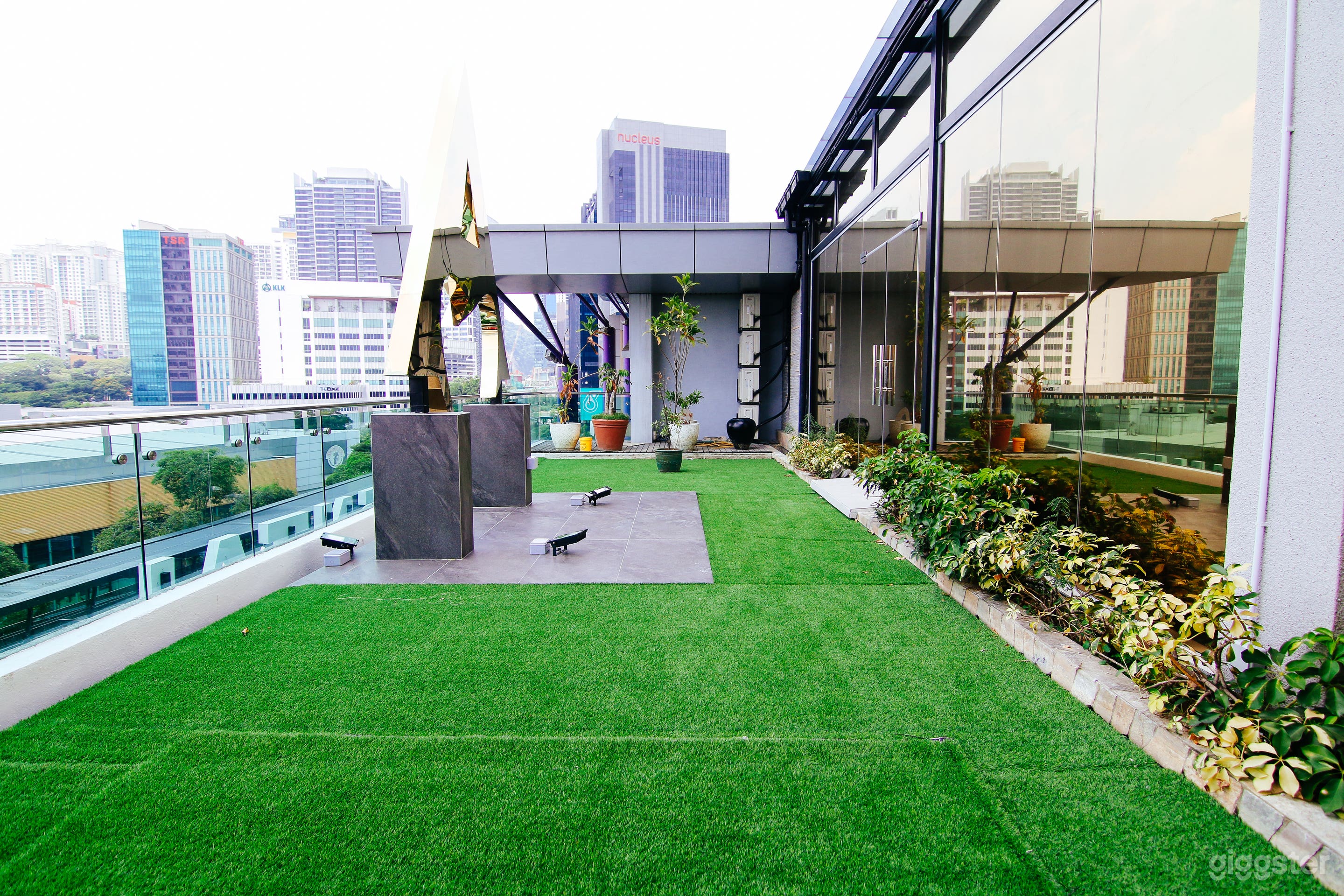 Cafe Space in Mutiara Damasara Photo 2
