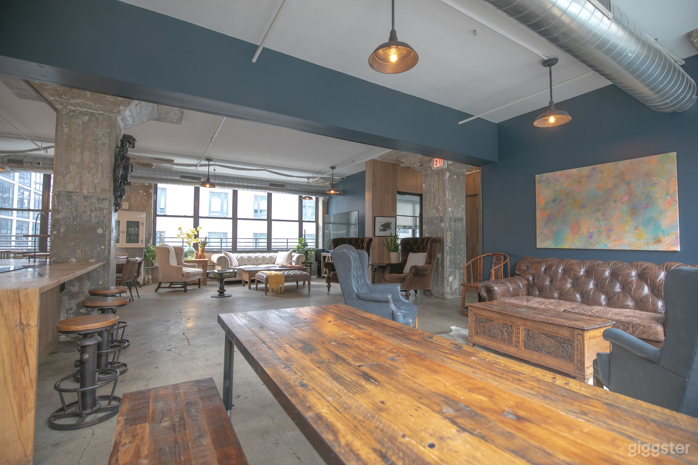 Hidden Rooftop Speakeasy Lounge with NYC Views Photo 4