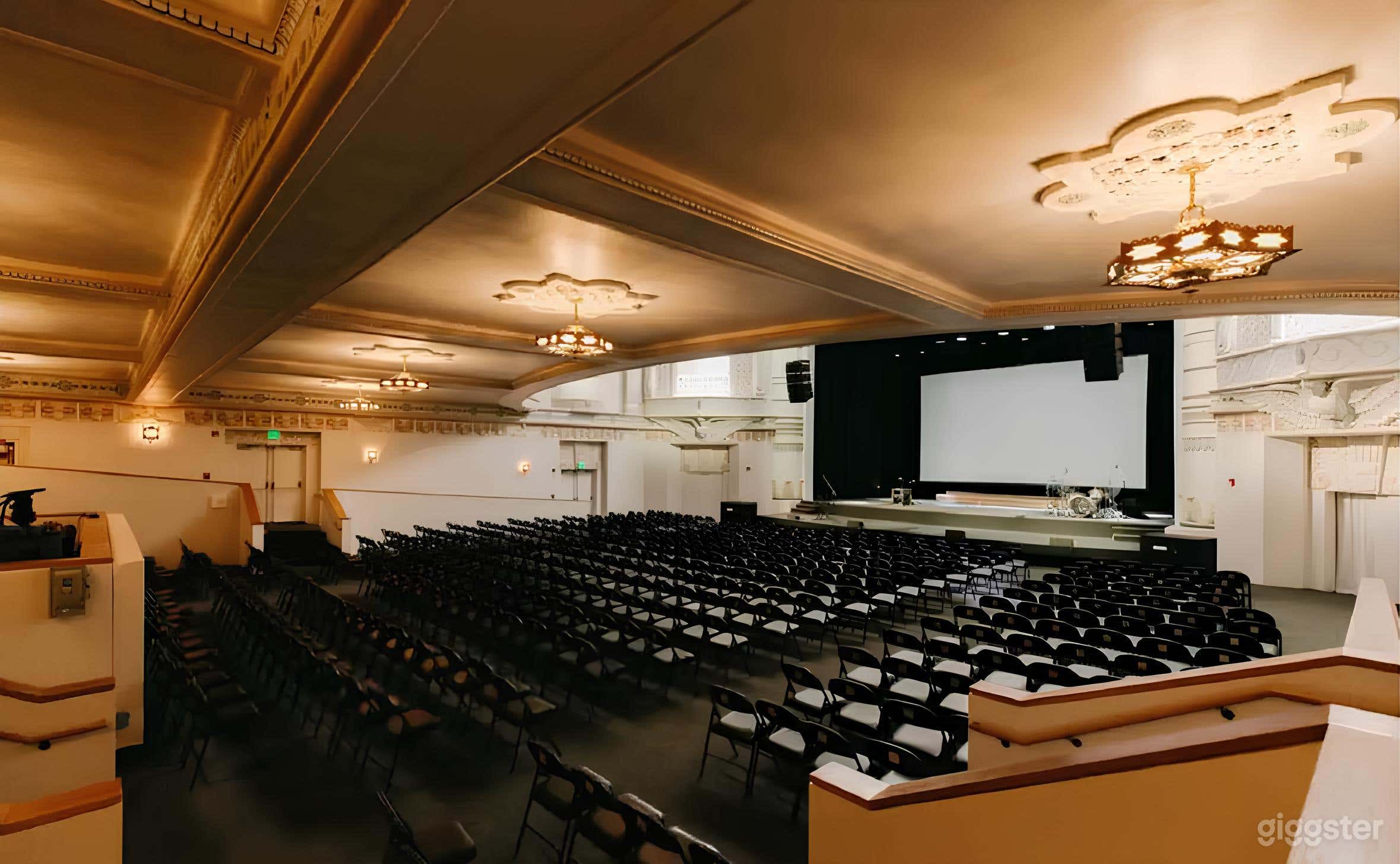 Expansive Theater  Photo 2