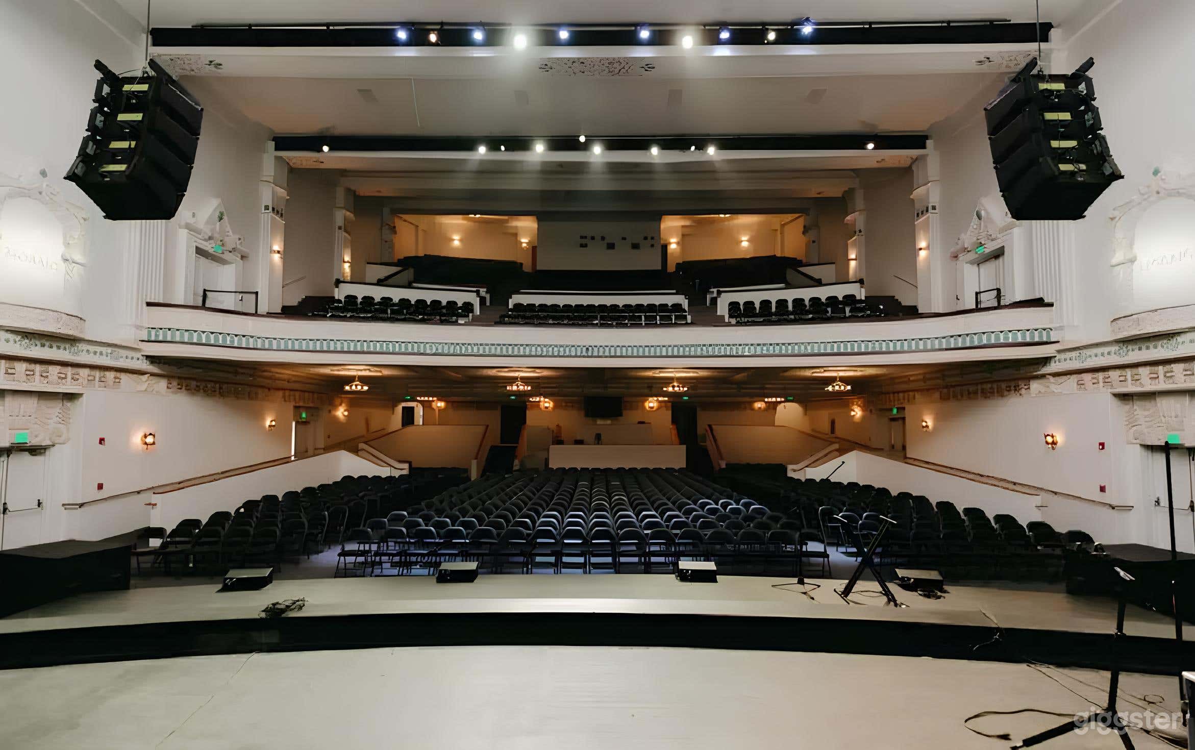 Expansive Theater  Photo 1