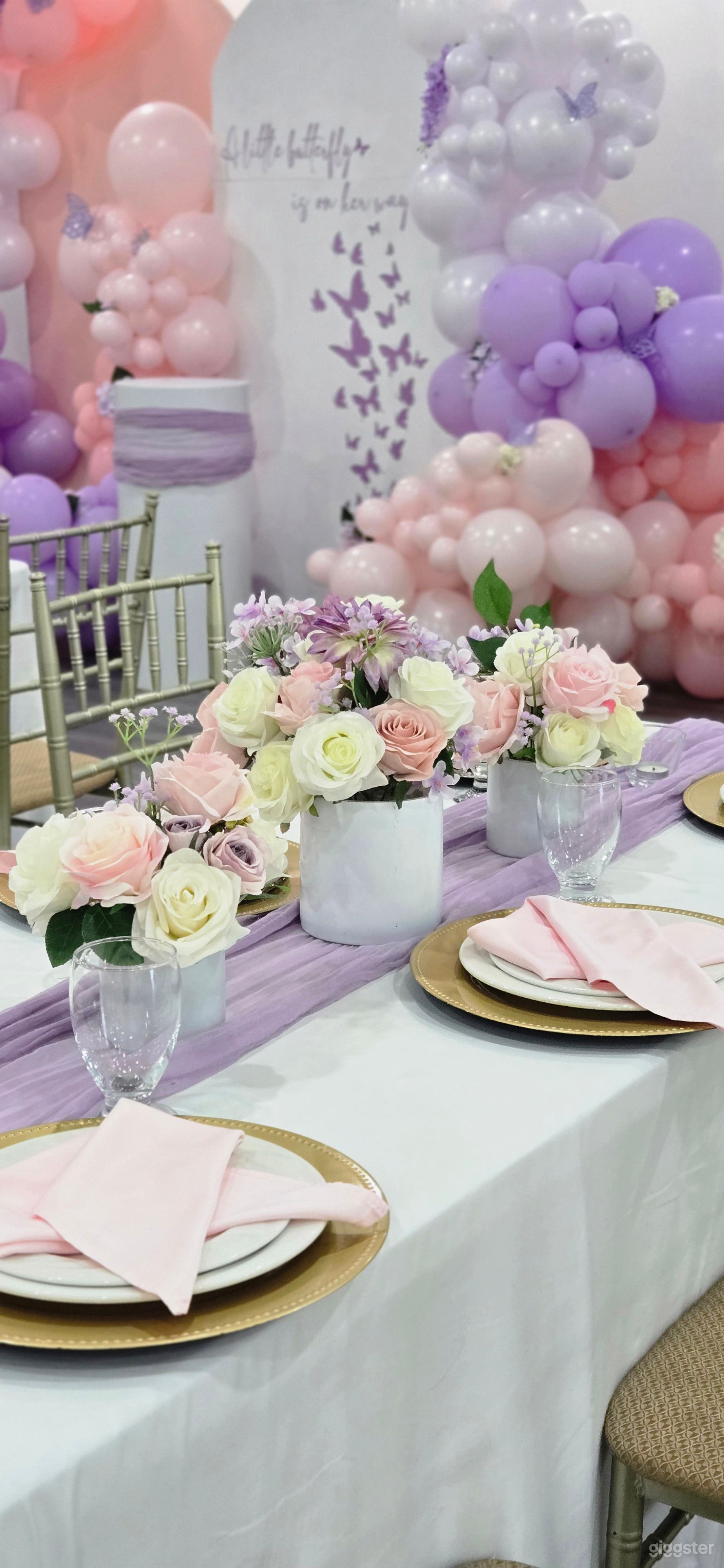Clean &amp; Airy Event Space in Mississauga Photo 1