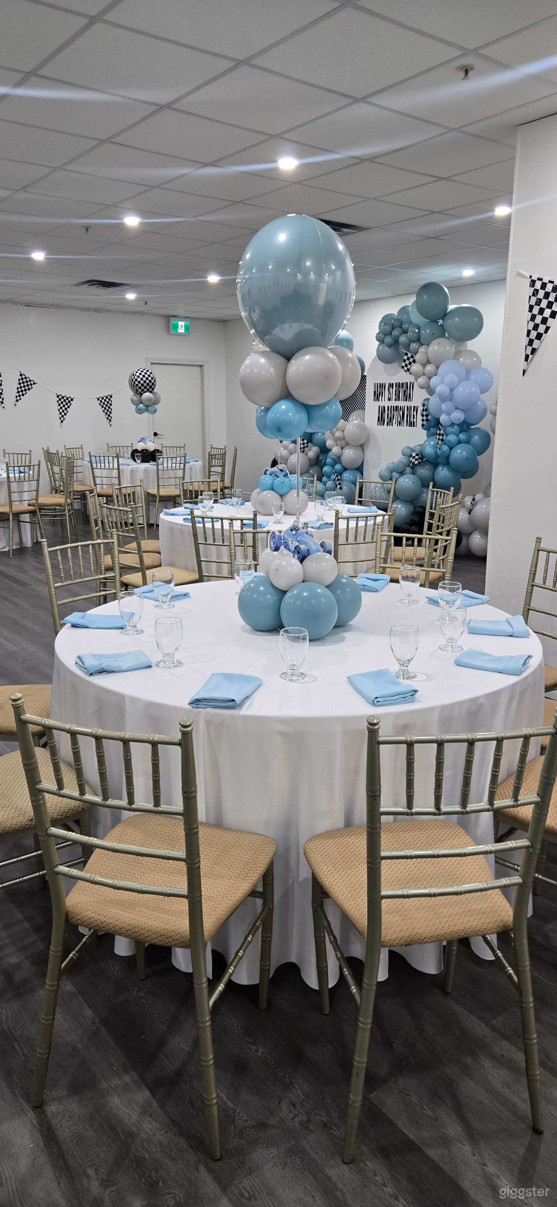 Clean &amp; Airy Event Space in Mississauga Photo 3
