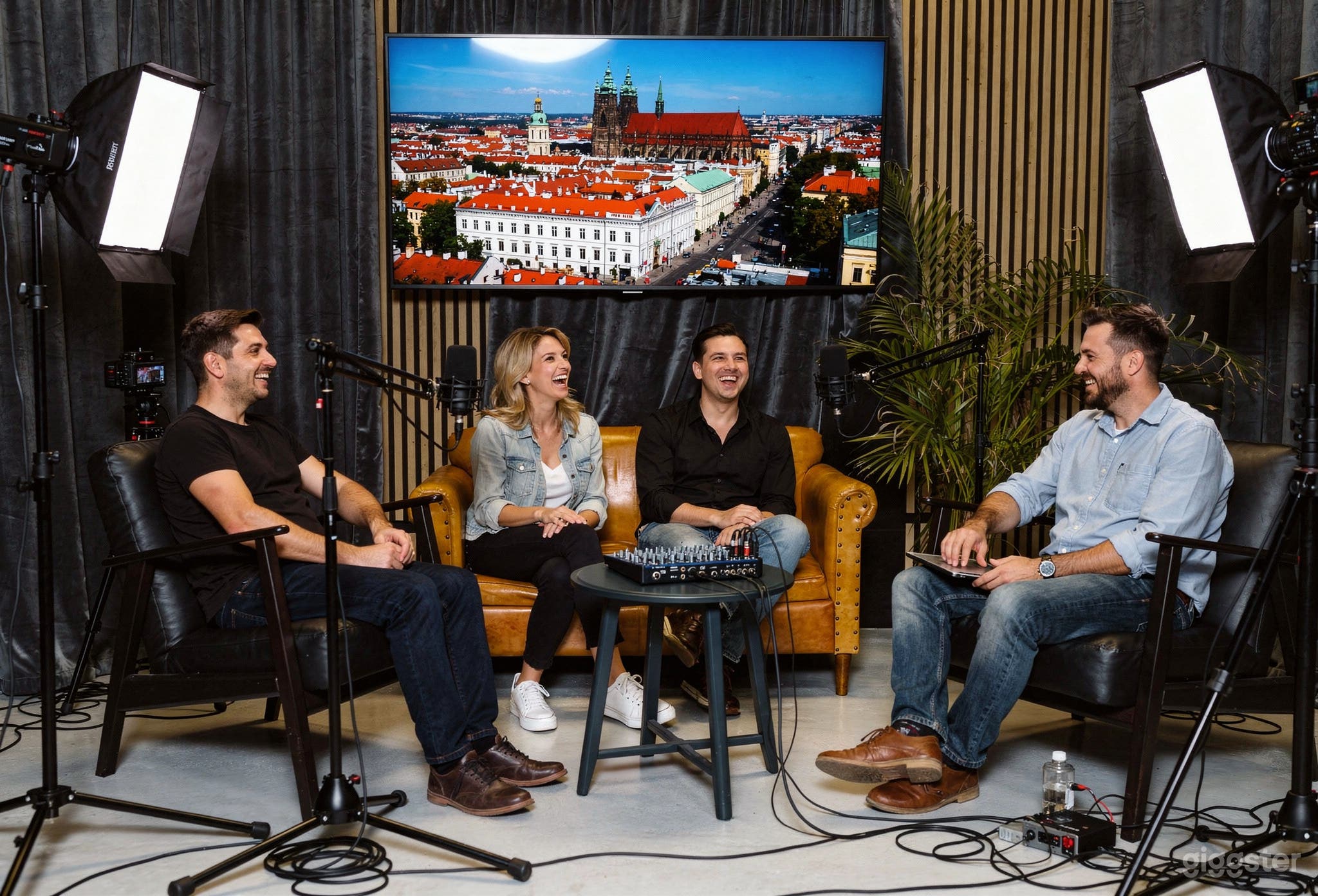 Fully Equipped Podcast & Content Studio in Warsaw Photo 1