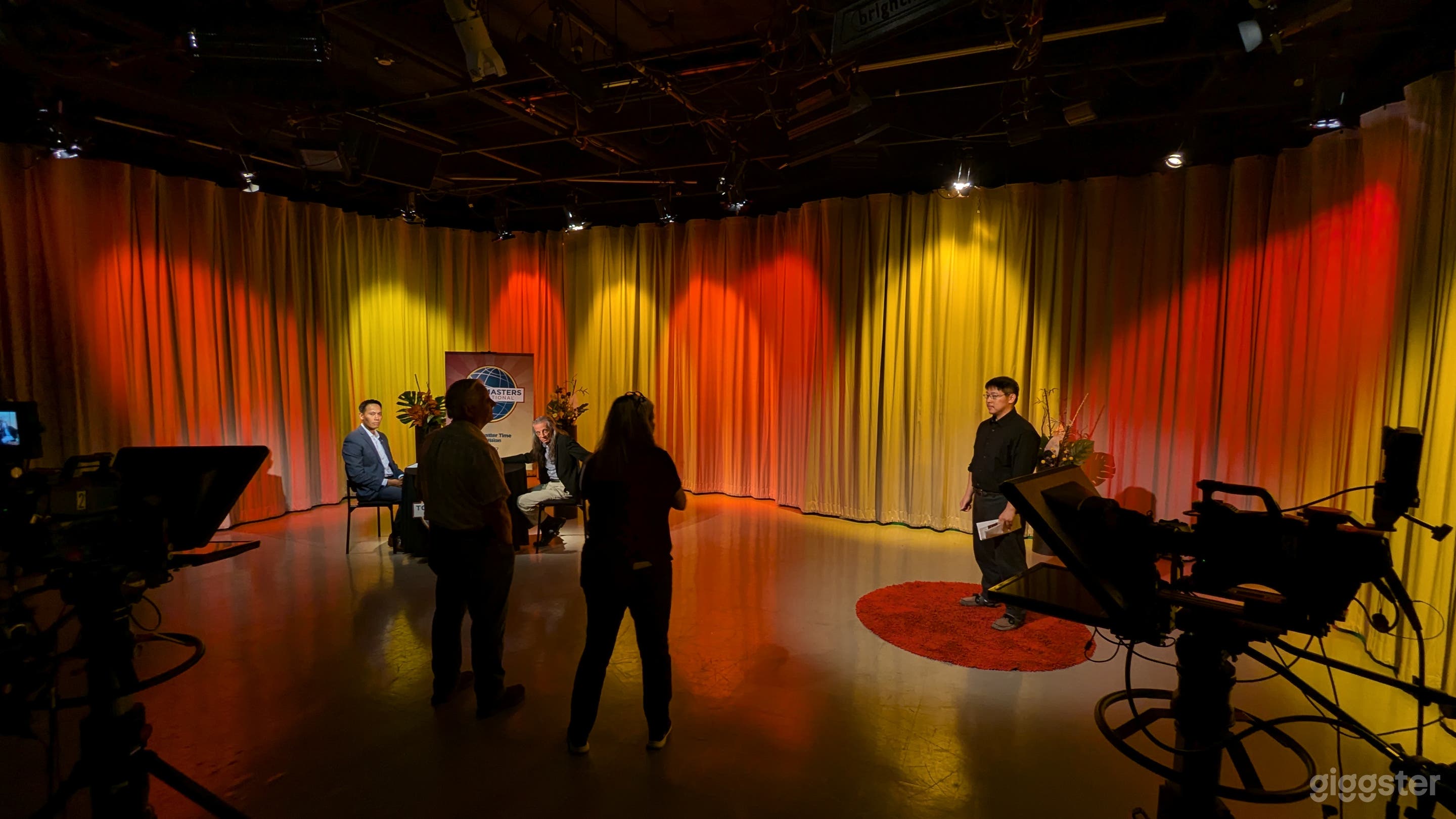 Media Center (Studio / Soundstage / Venue) Photo 1