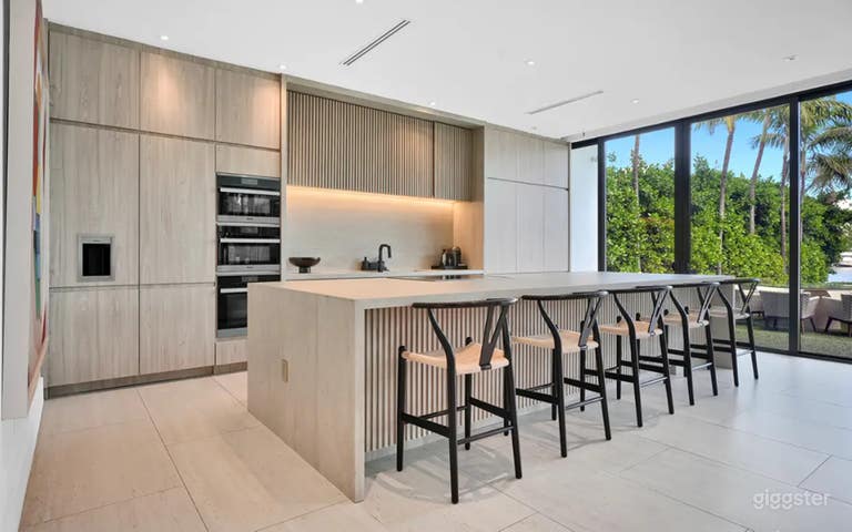  Elegant Home with Private Movie Theater- House only 