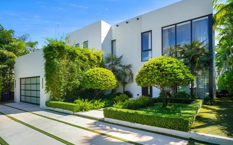  Elegant Home with Private Movie Theater- House only 