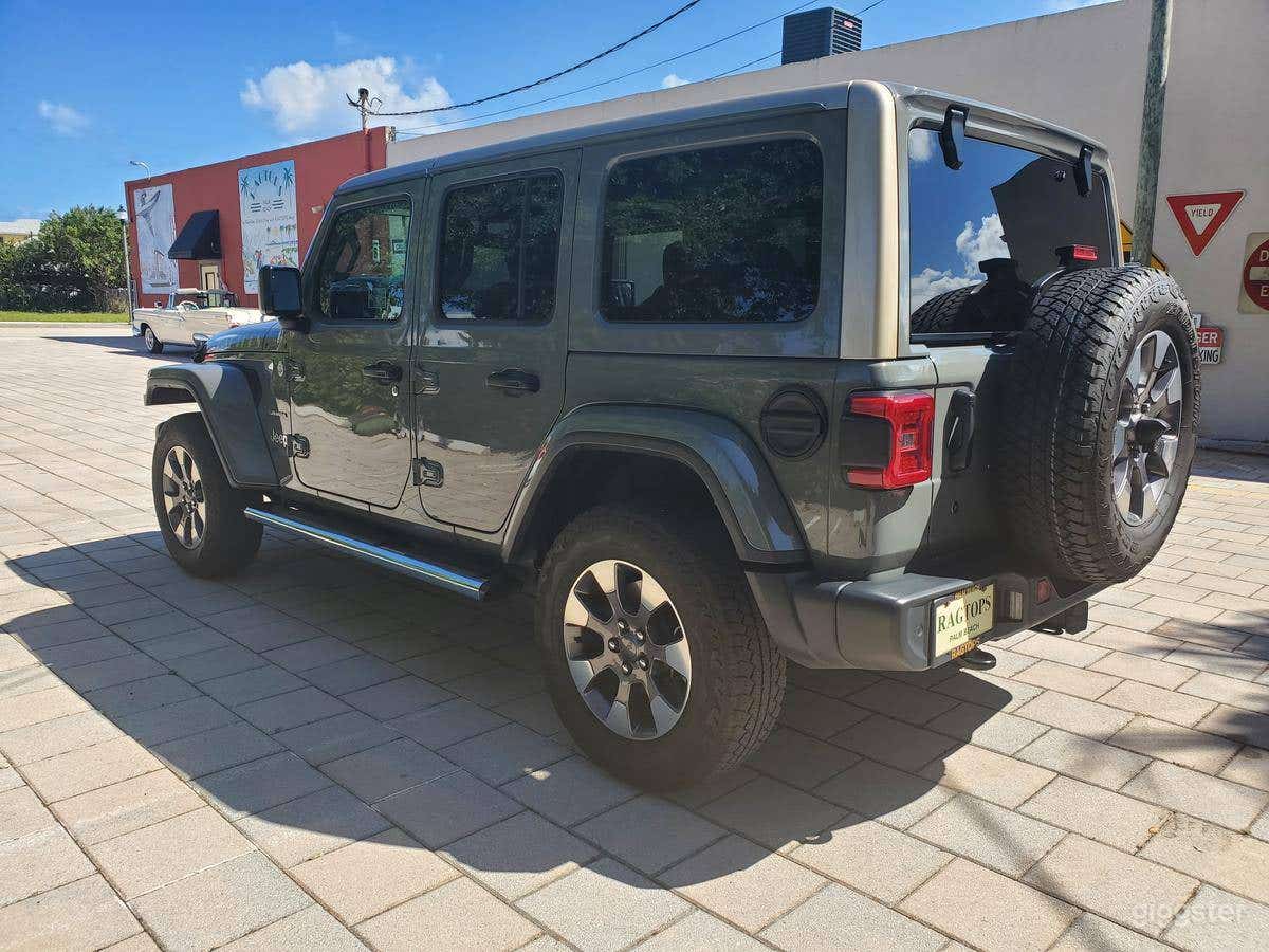A Must have 2019 Jeep Wrangler Unlimited Sahara  Photo 4