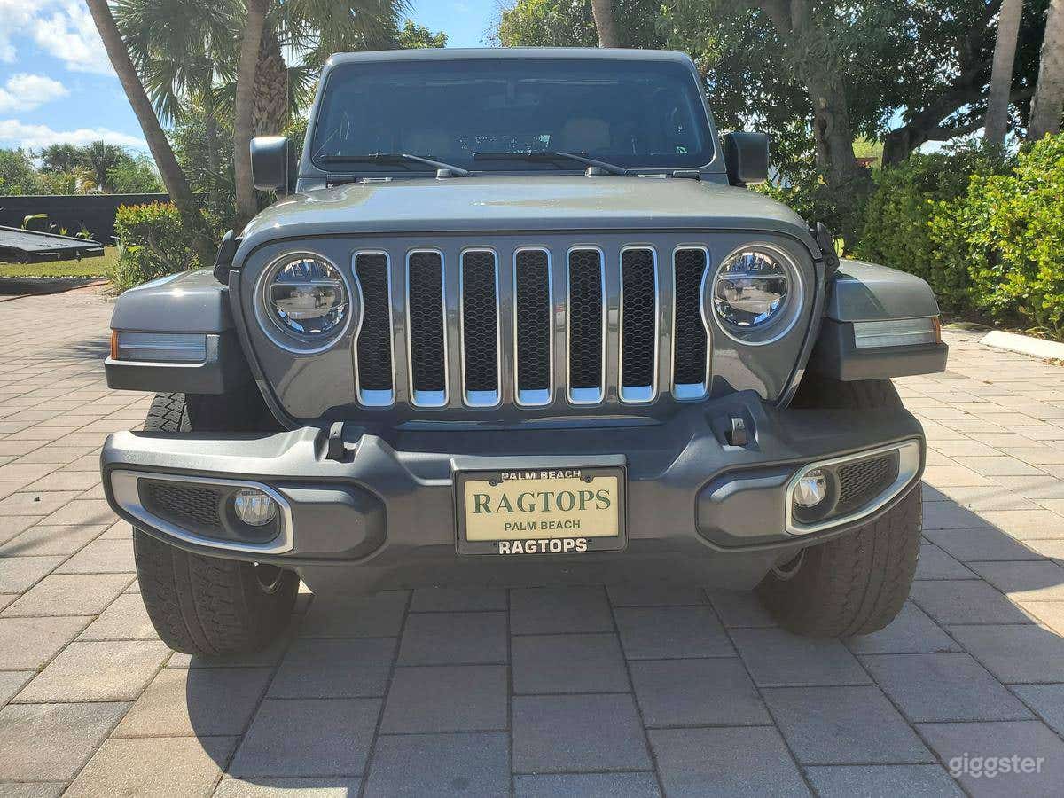 A Must have 2019 Jeep Wrangler Unlimited Sahara  Photo 2