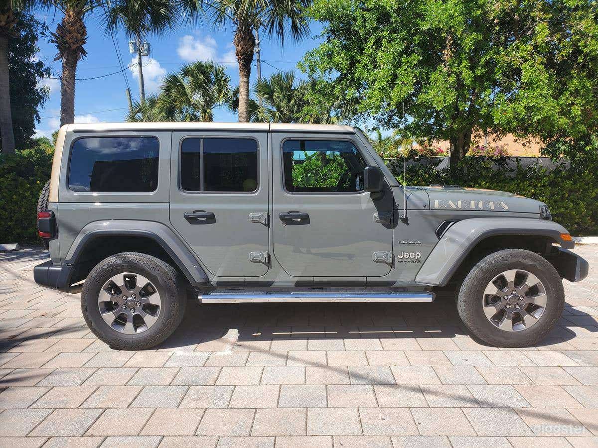 A Must have 2019 Jeep Wrangler Unlimited Sahara  Photo 1