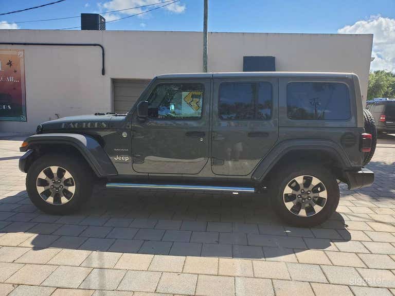  A Must have 2019 Jeep Wrangler Unlimited Sahara  