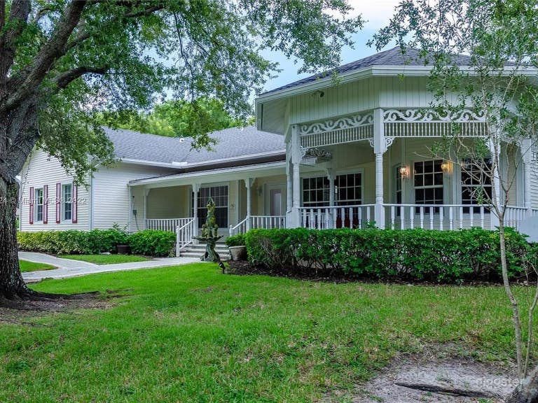  Unique cottage space  