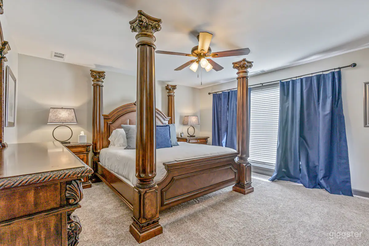 5BR With Movie &amp; Game Rooms Near LakePoint PBR Photo 3