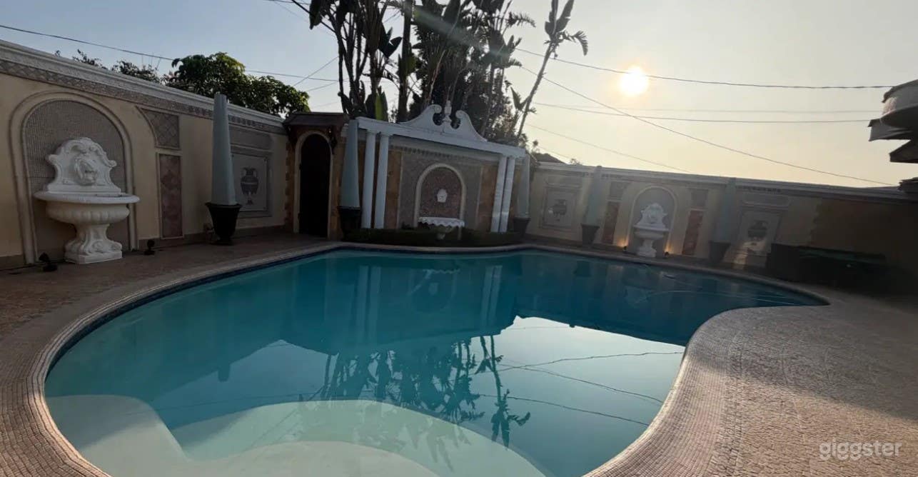 Show Stopping Centerpiece Pool Area Photo 1