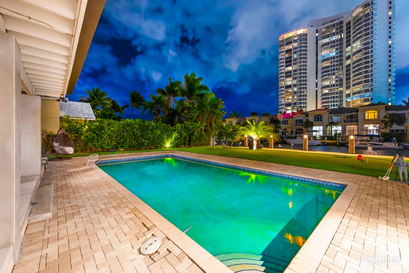  WATERFRONT OASIS: VILLA ASTRO/POOL Photo 3