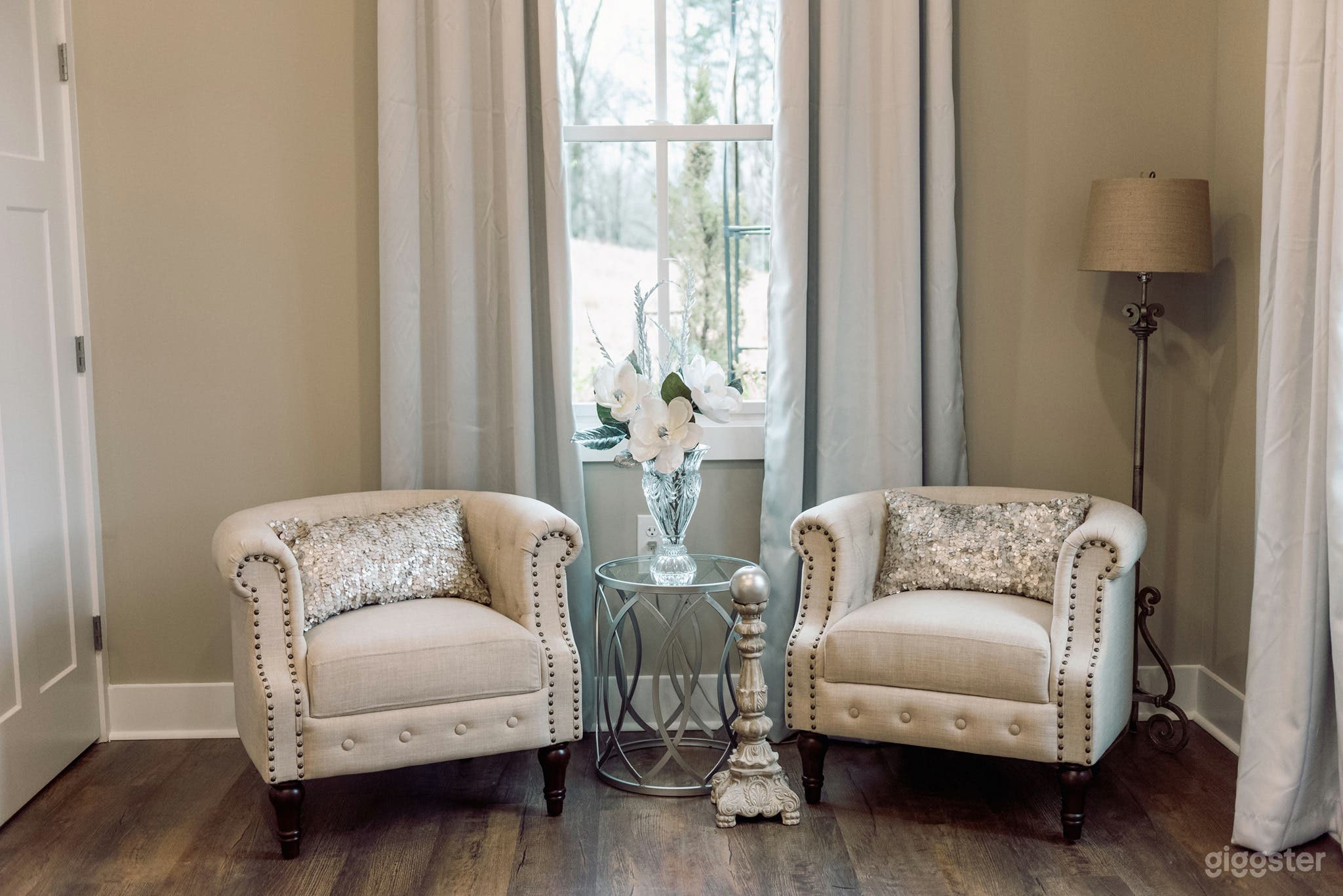 The Bridal Suite Photo 2