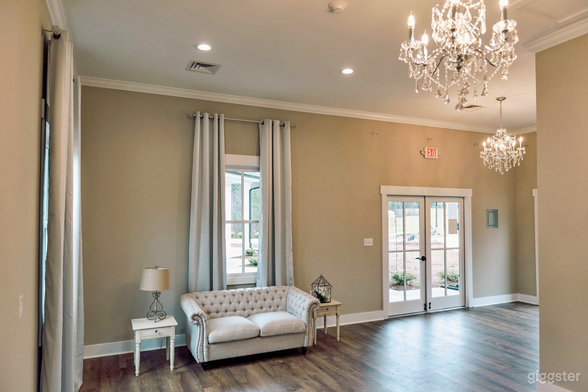 The Bridal Suite Photo 1