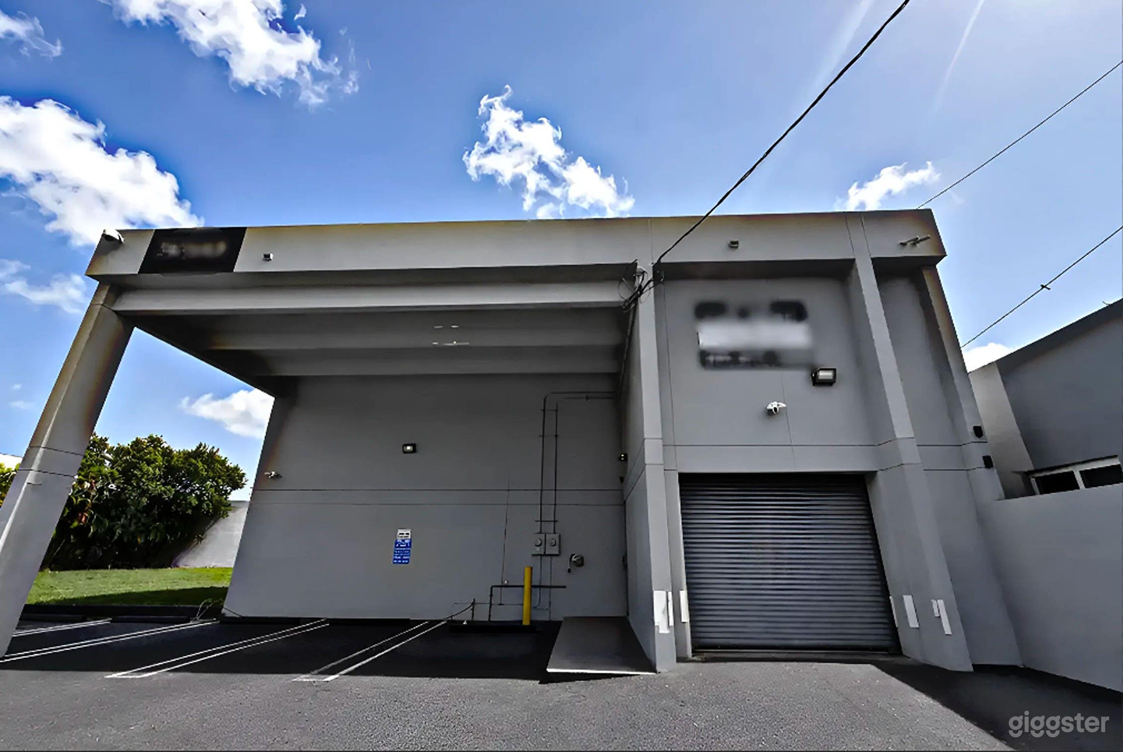 Amazing Wynwood 7000 sq ft property on 21000 sqft lot Photo 2