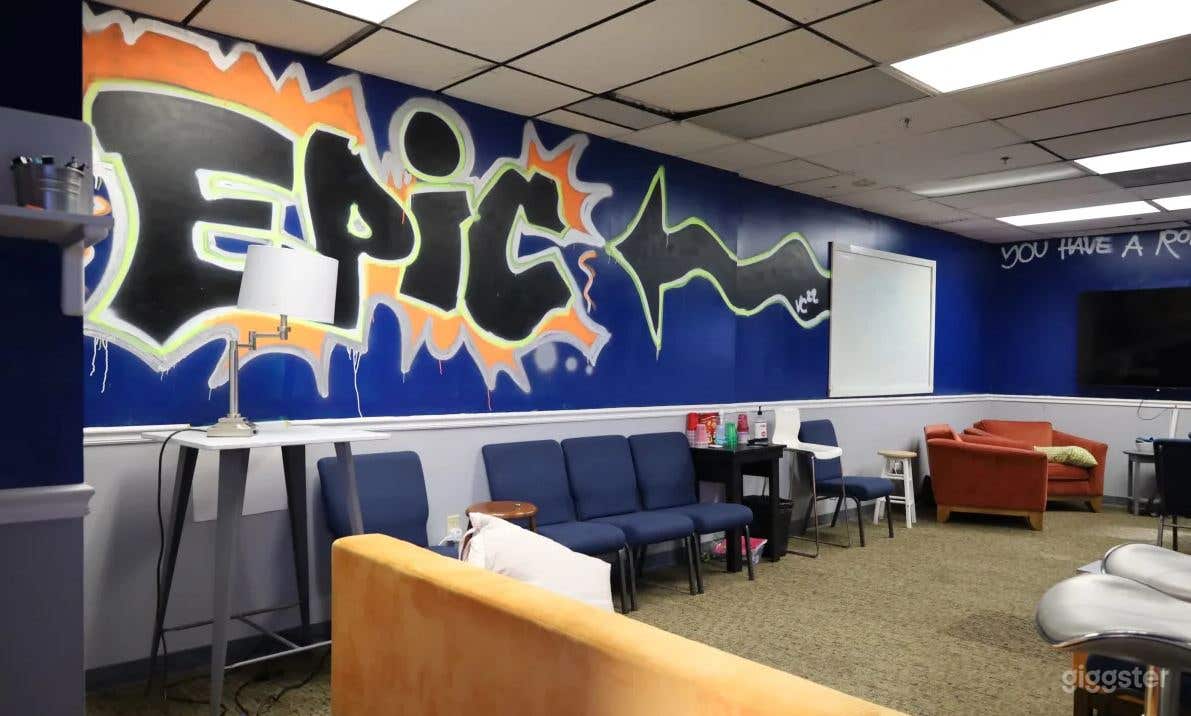 Blue Classroom Photo 4