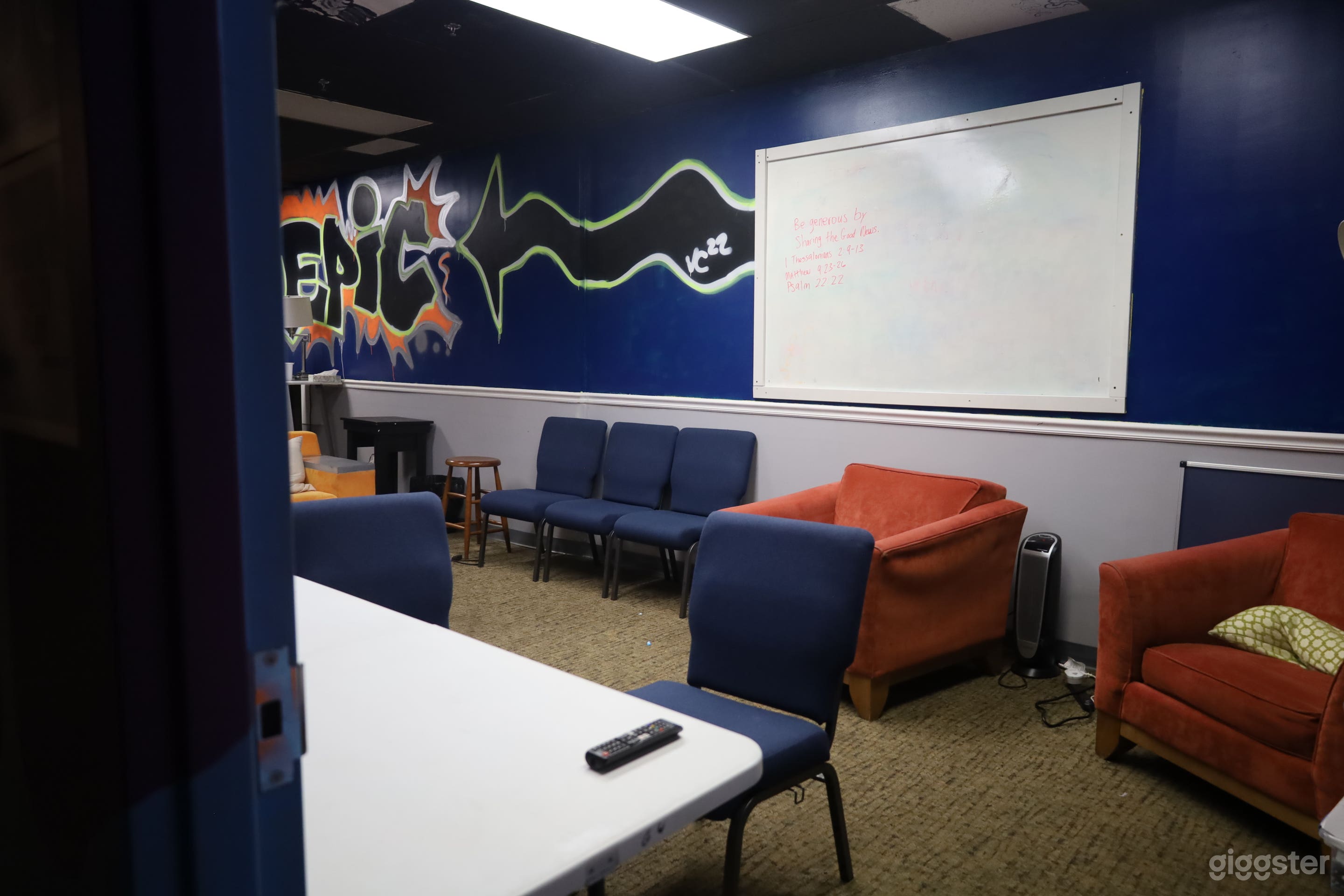 Blue Classroom Photo 3