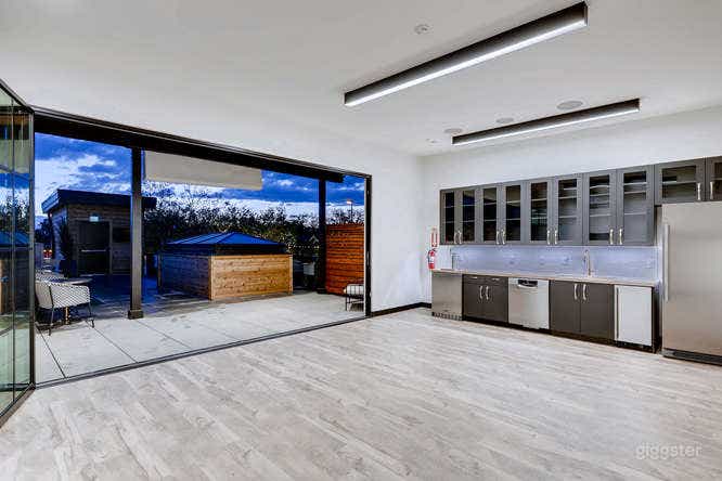  North Park (Indoor Rooftop Conference Room) 